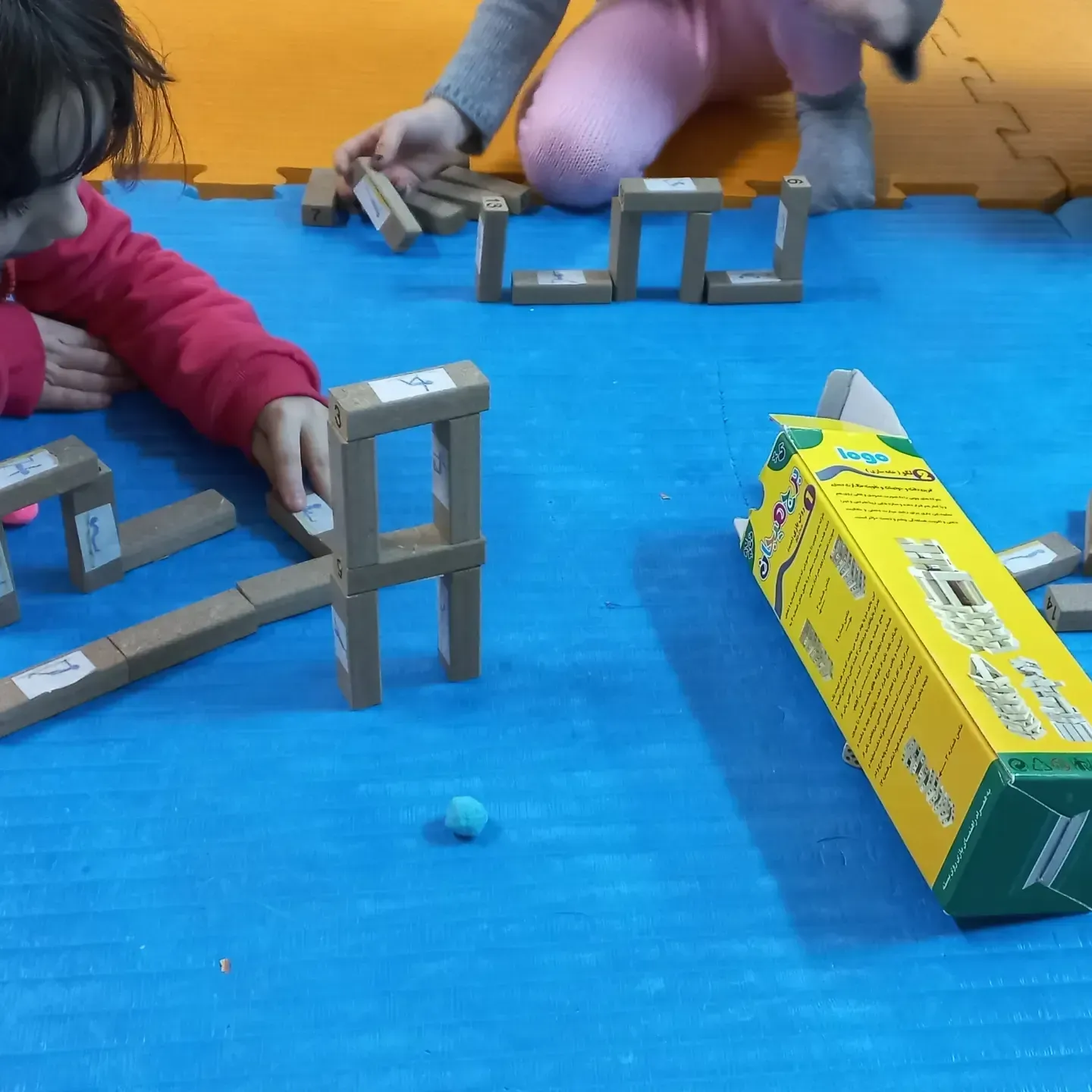 آموزش یوگا کودک، نوجوان و مادر و کودک