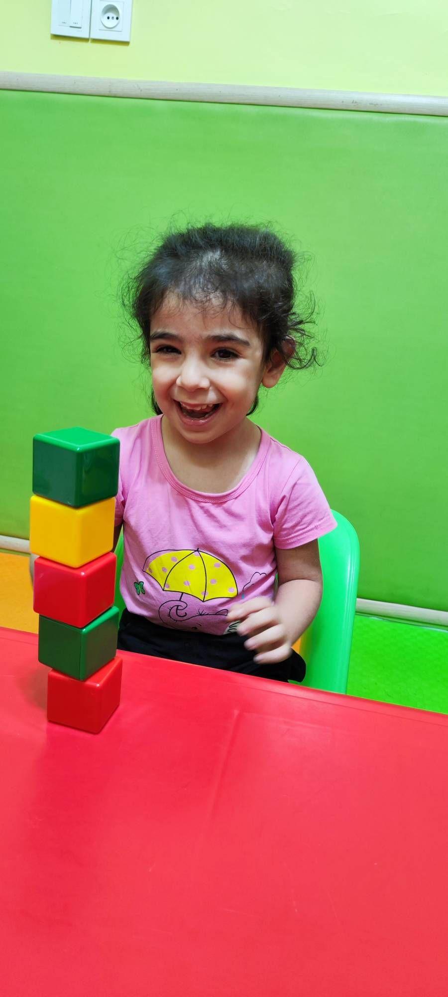 مهدکودک و پیش دبستان نارگل