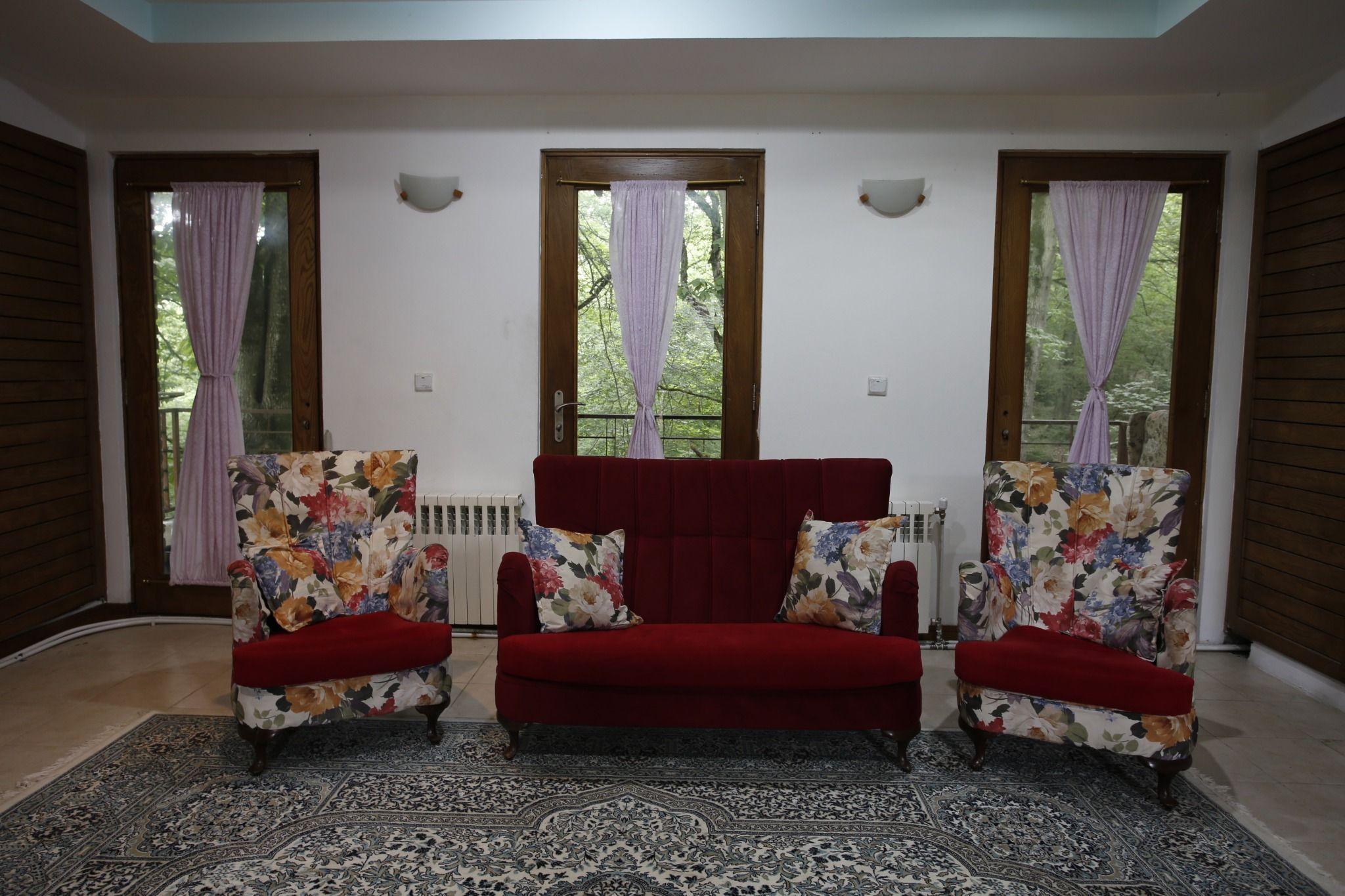 مجموعه اقامتگاهی و گردشگری فانوس  رویان