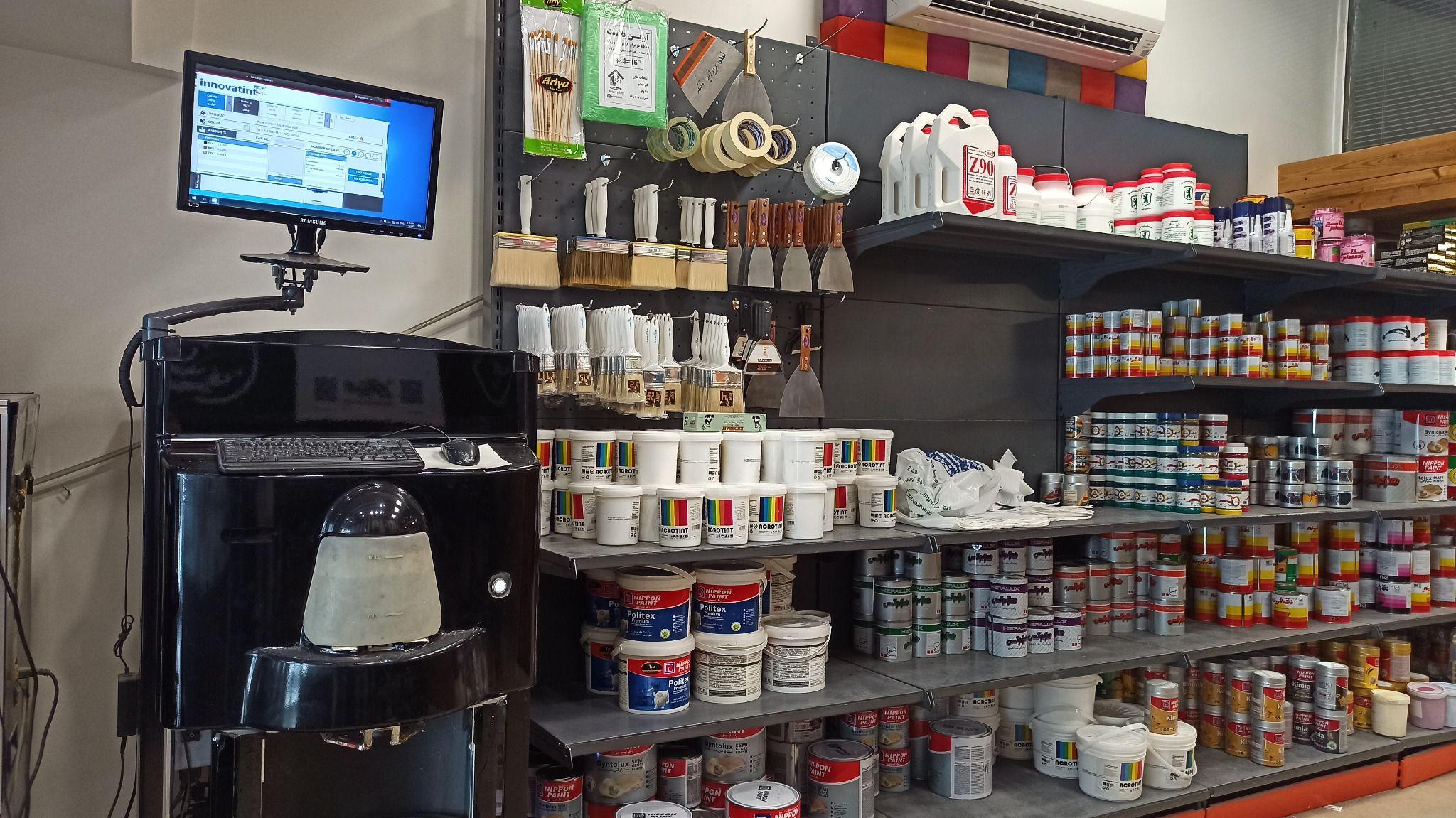 فروشگاه رنگ، چسب و ابزار مینیاتور