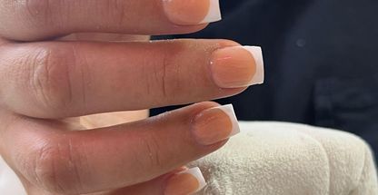 کلینیک خدمات تخصصی ناخن