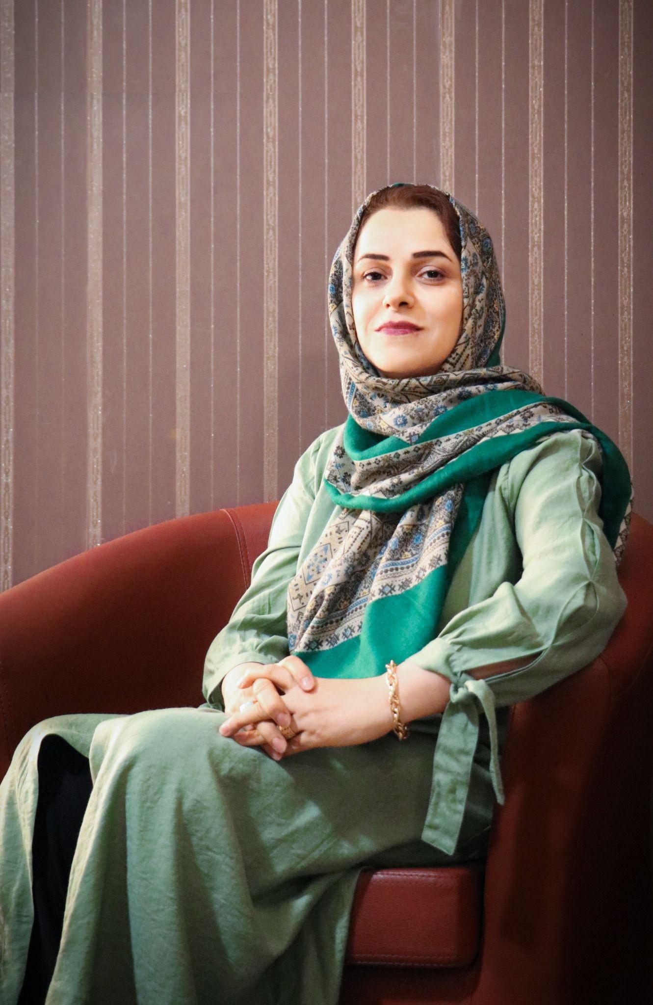 روانشناس کودک و نوجوان ساره ایزکیان