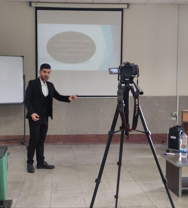 آموزش فن بیان و سخنوری