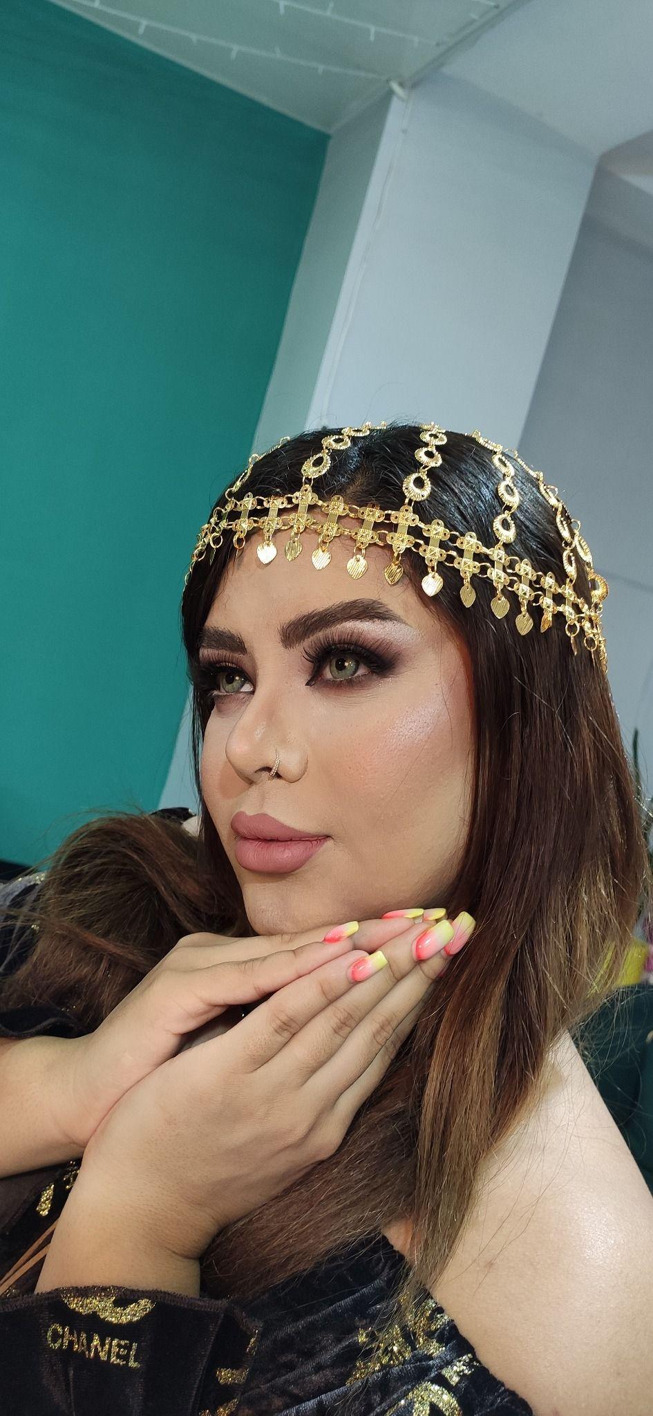 میکاپ آرتیست گیتی