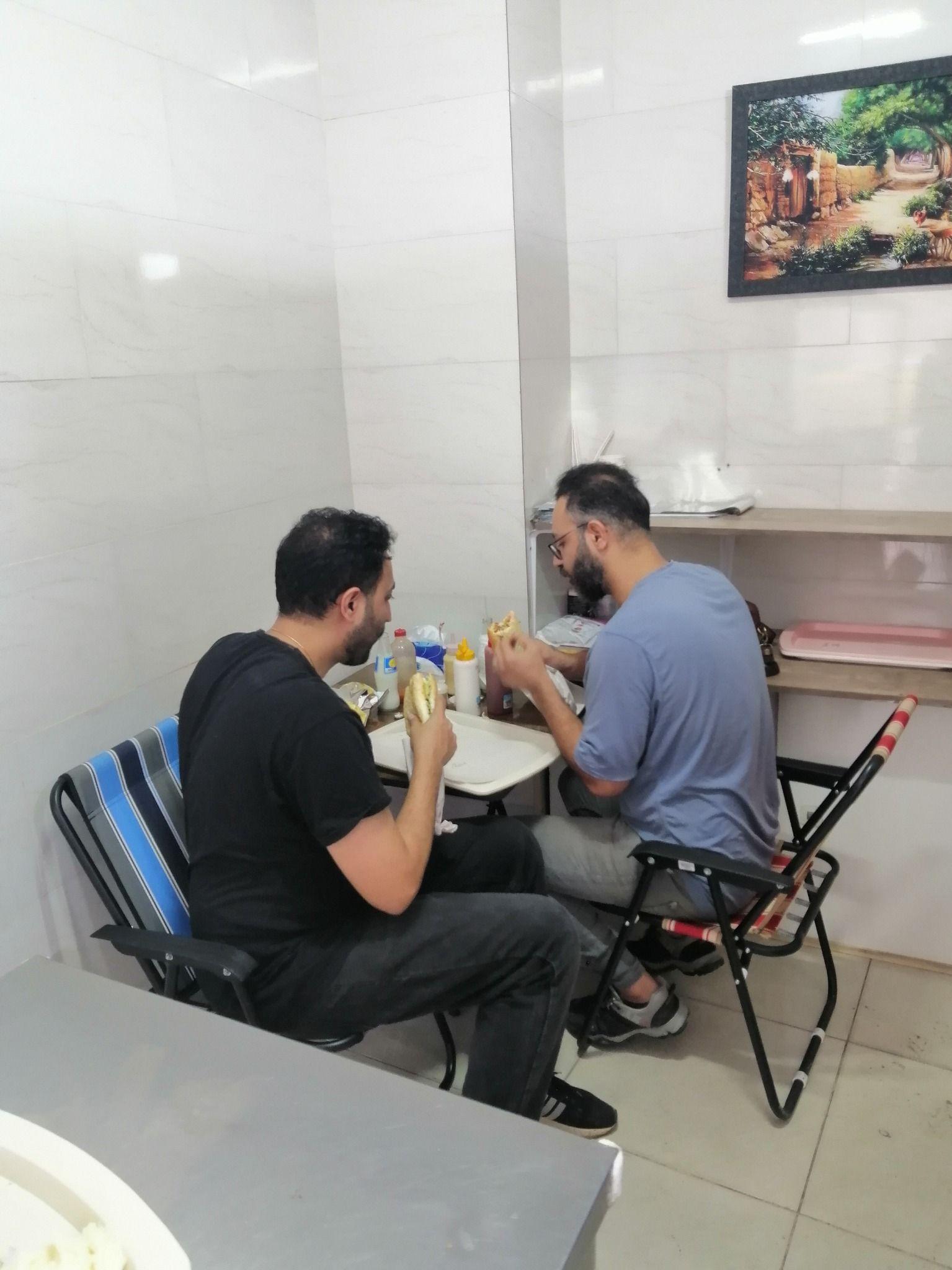 فست‌فود و فلافلی حال خوب