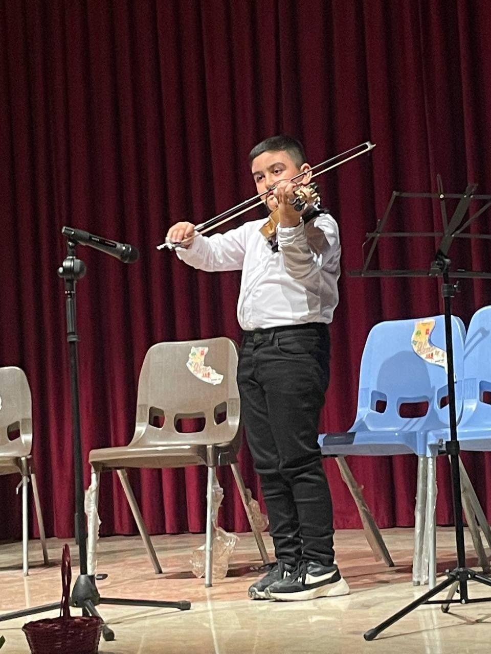 آکادمی موسیقی آوای سکوت