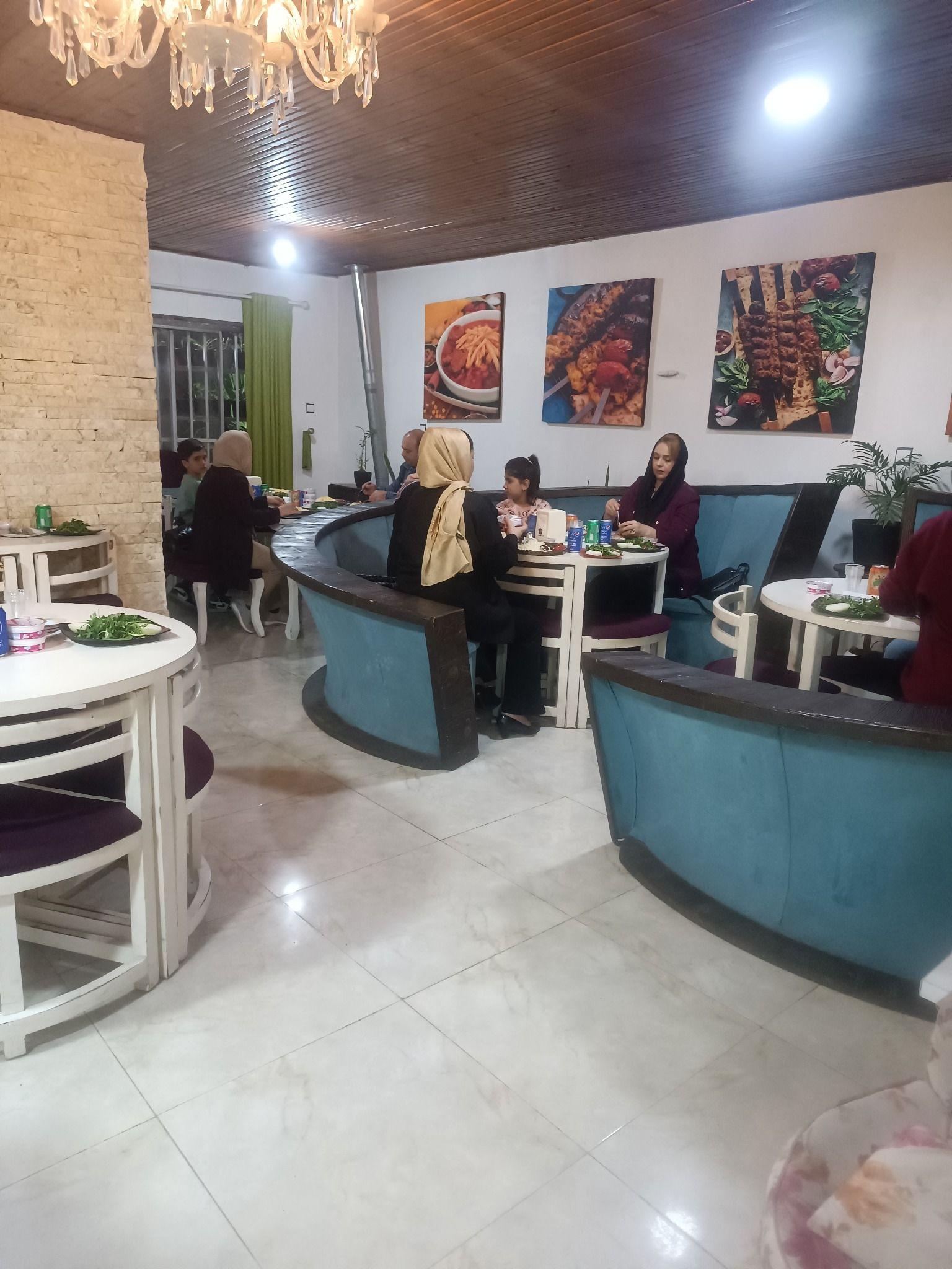 رستوران و کافه سرآشپز