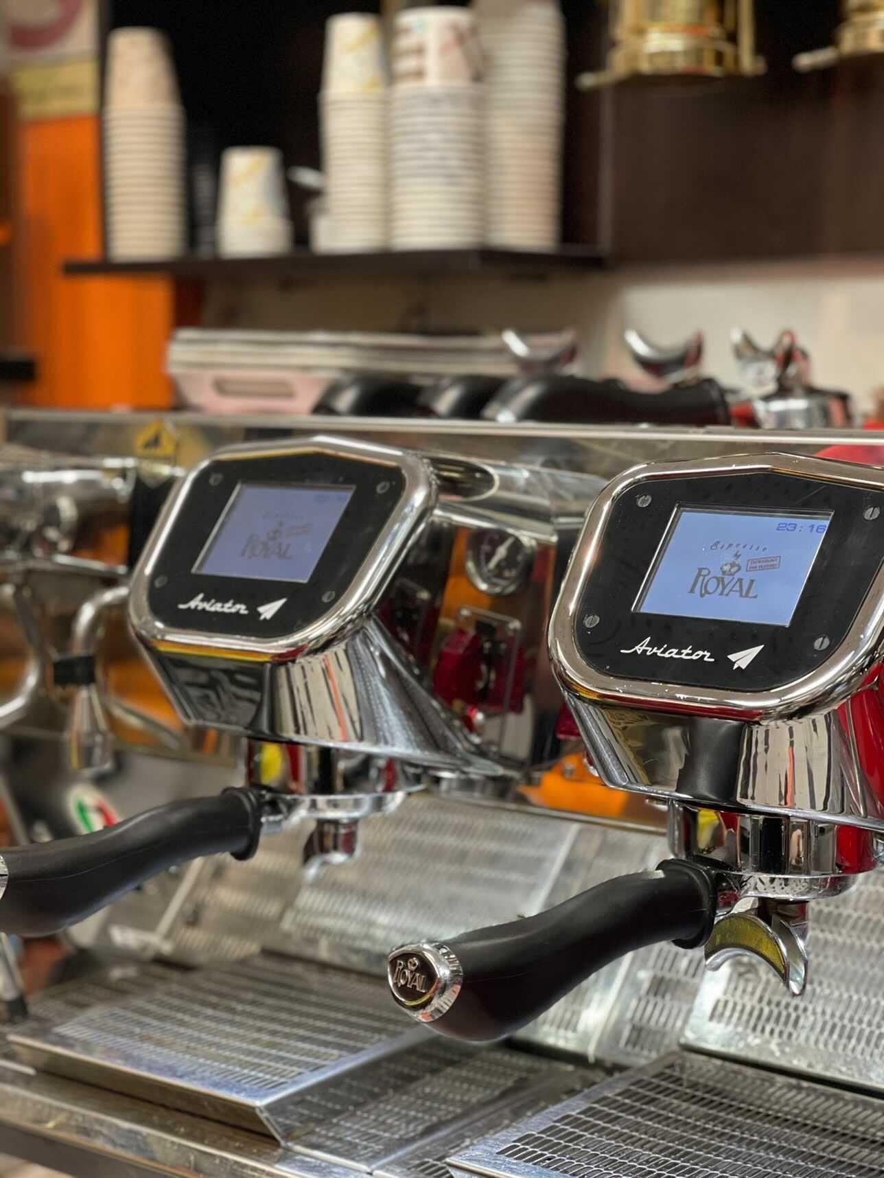 آبمیوه بستنی نشاط