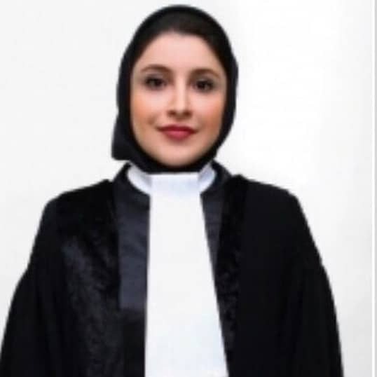 سیده فاطمه جوادی سیدیان وکیل پایه یک