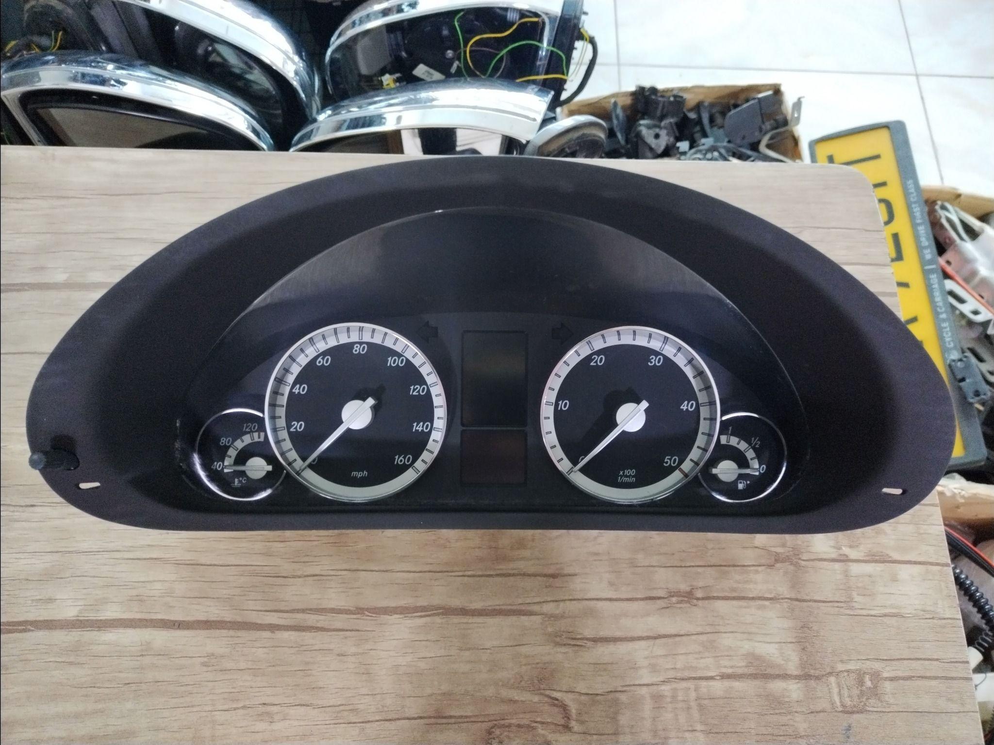 فروشگاه مرسدس بنز خوش کلام