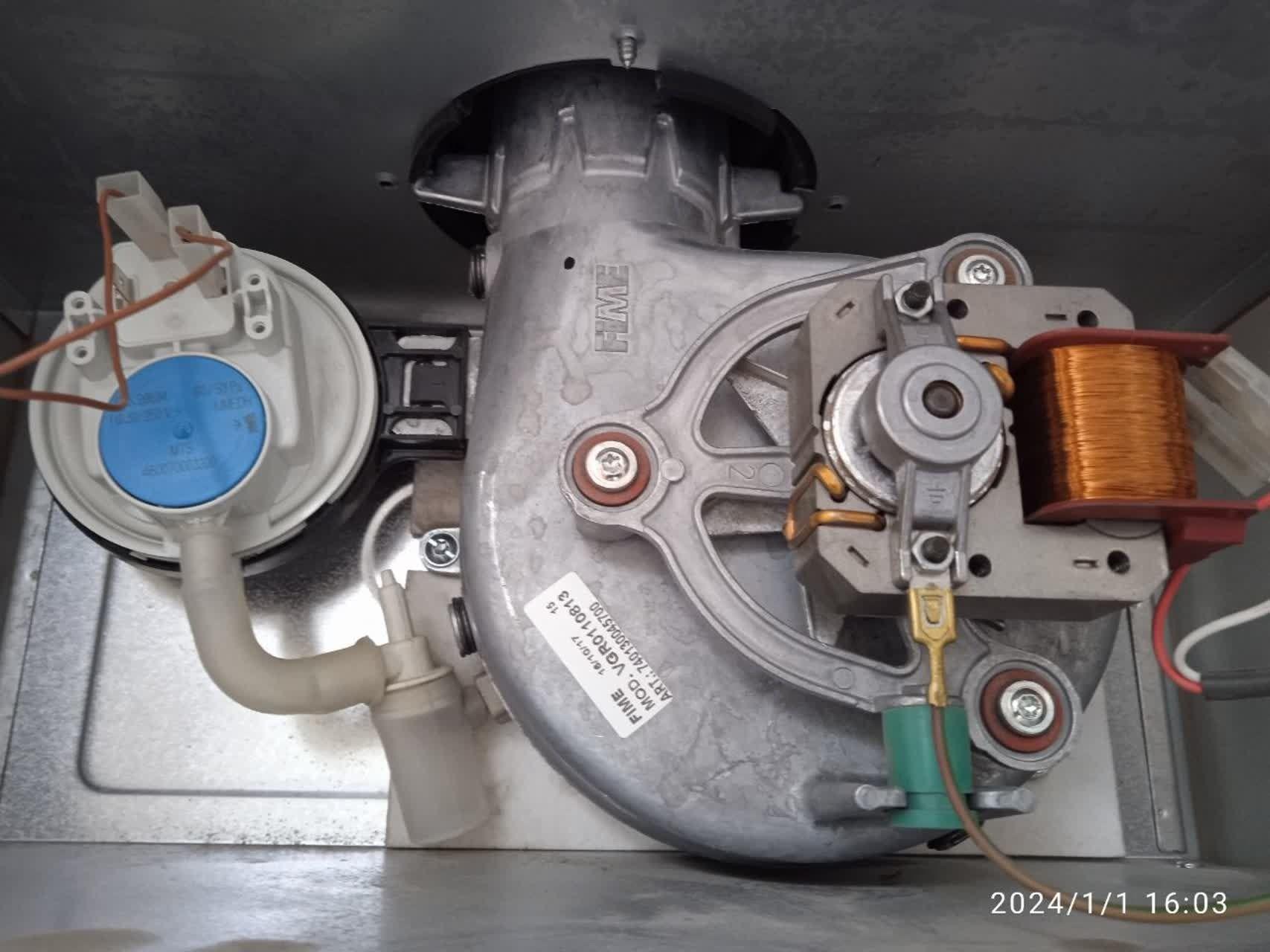 خدمات سرویس پکیج پک ناب