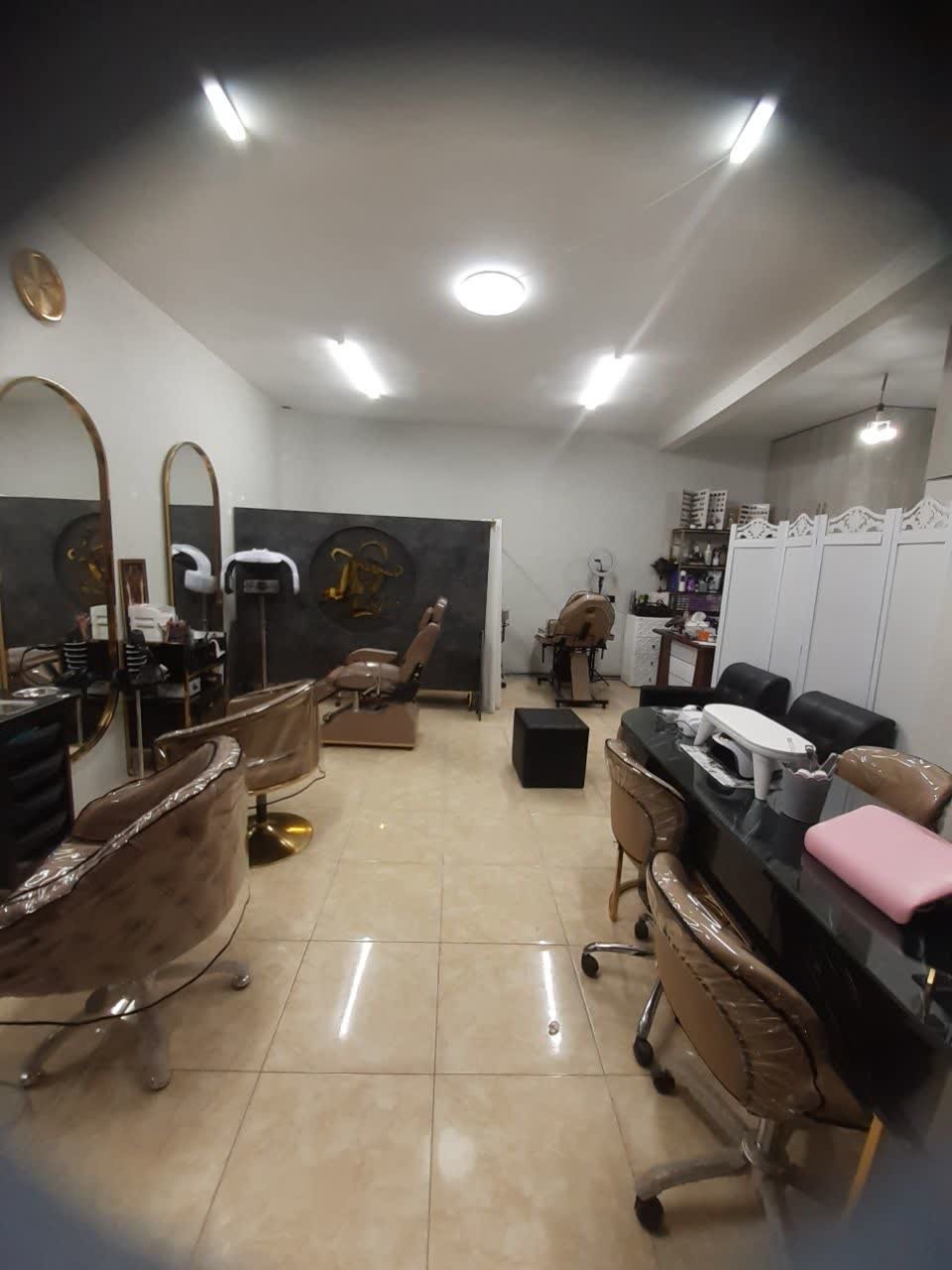 سالن زیبایی عاطفه