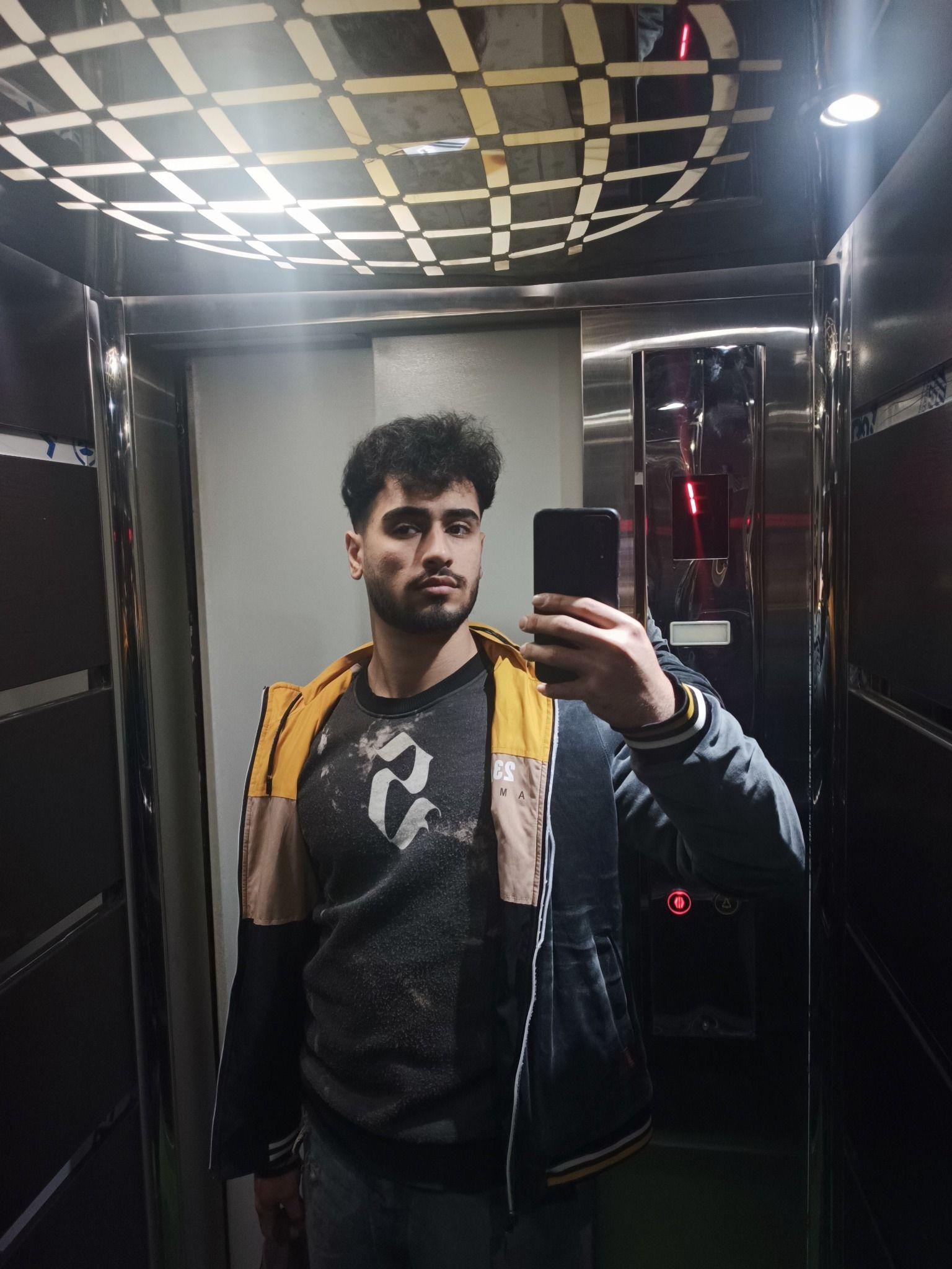 آسانسور گلدرانی