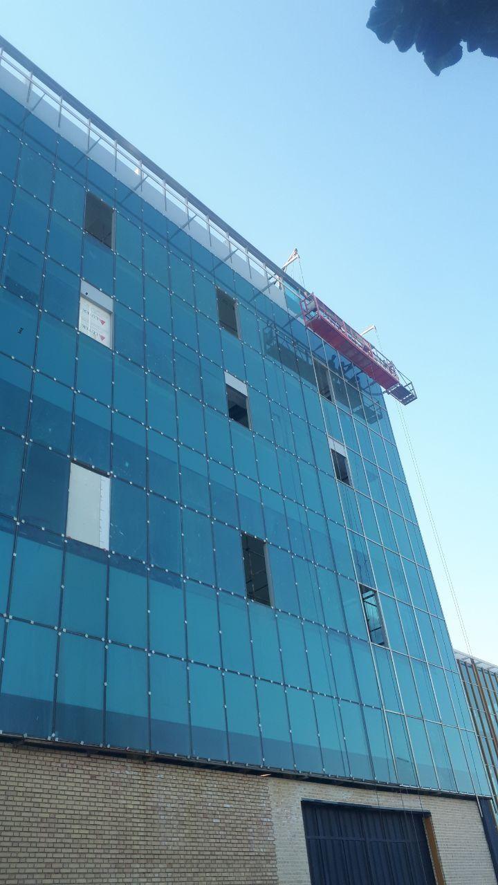 مجری نمای کرتین وال وکامپوزیت