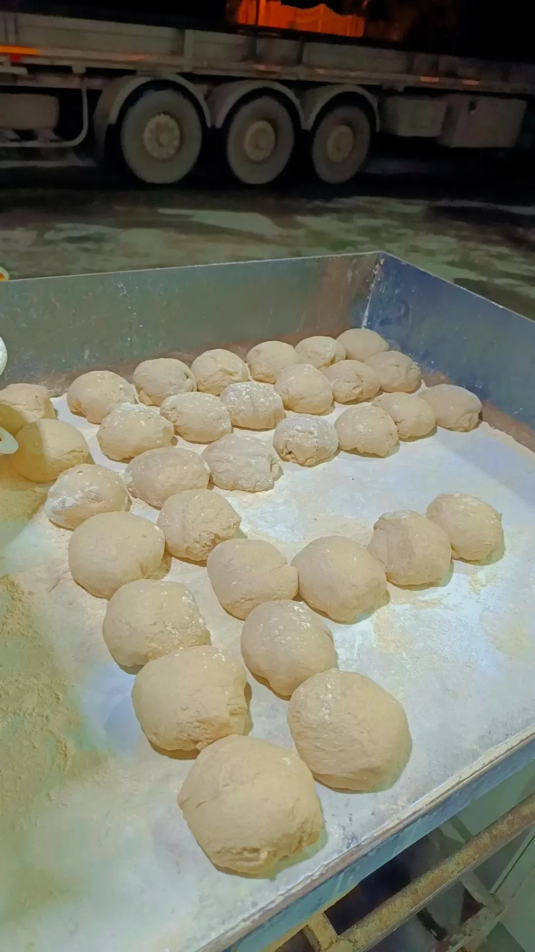 کبابی دایی اسفندیار