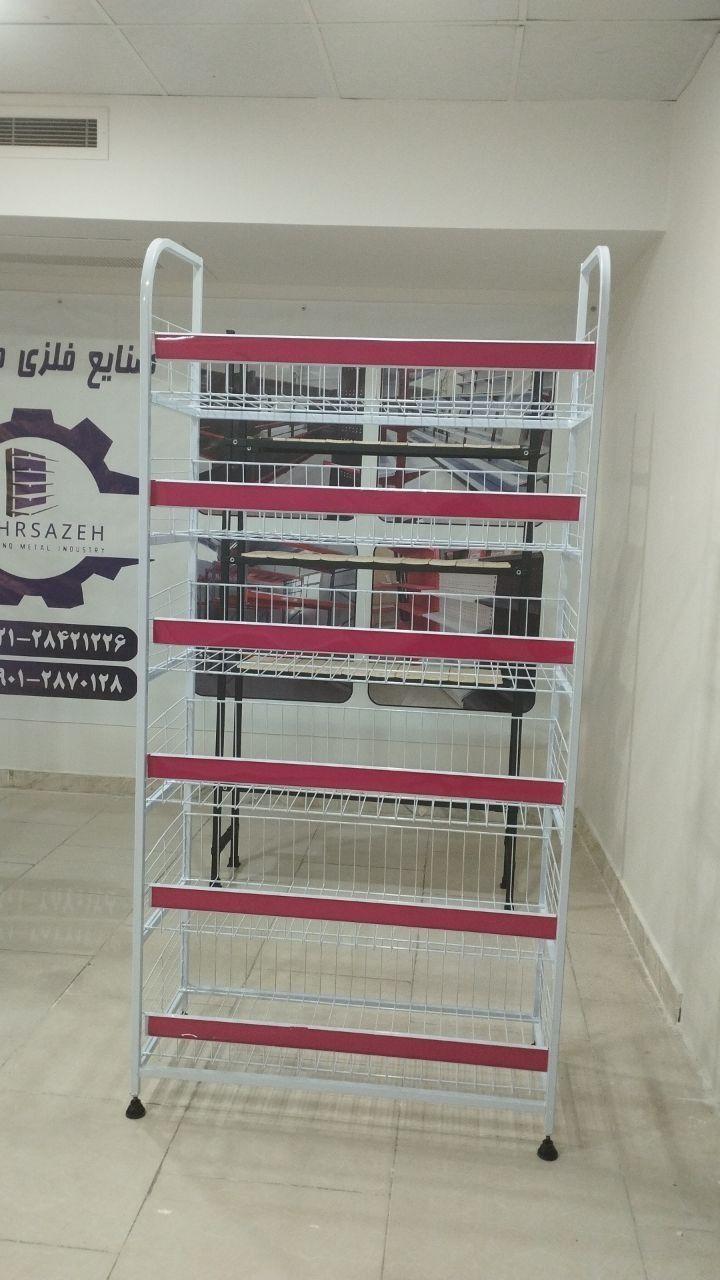 تولیدکننده انواع قفسه صنایع فلزی مهرسازه