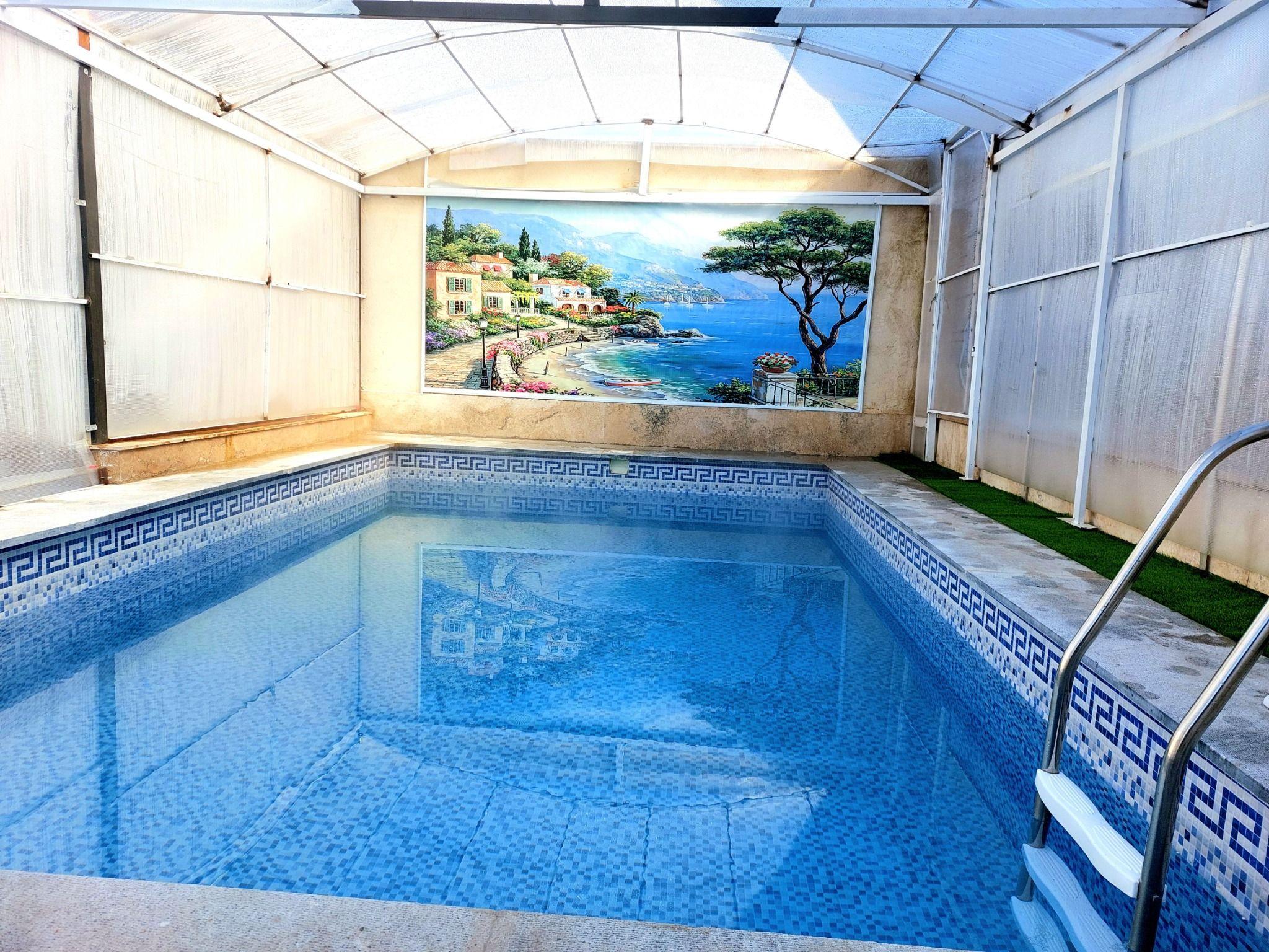 اجاره روزانه ویلا استخردار با آبگرم گلها