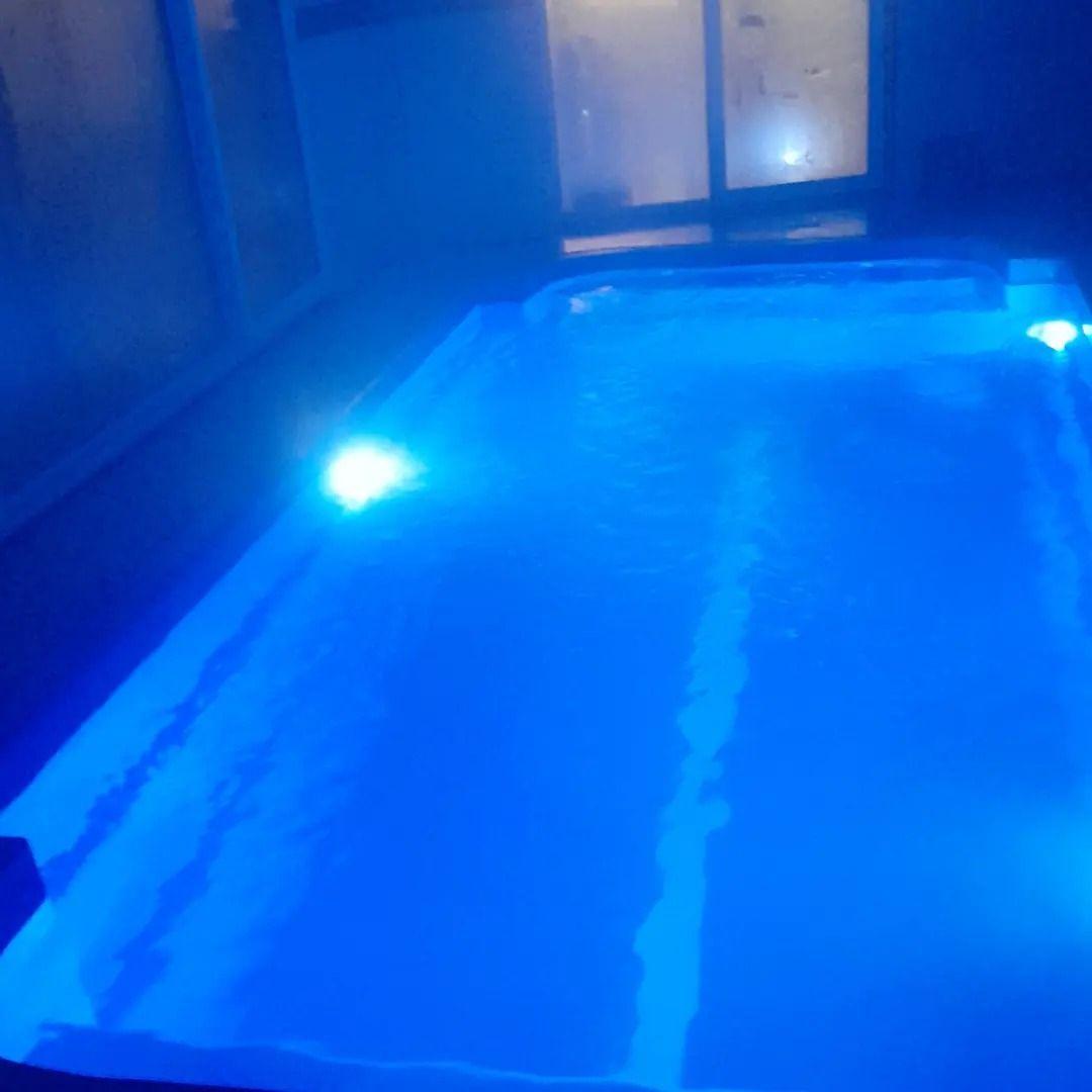 اجاره کلبه سویسی جنگلی و ویلای استخر دار