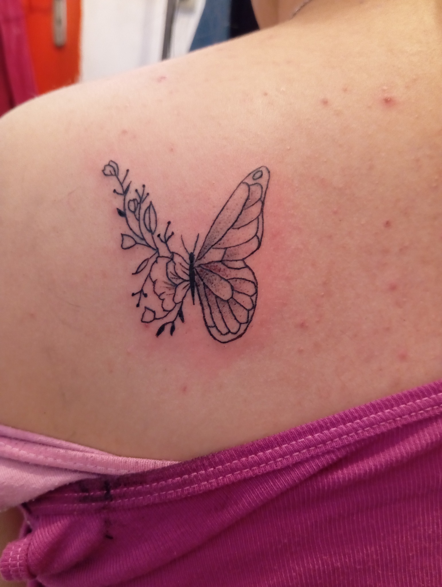 آموزش تتو و انجام خدمات تتو