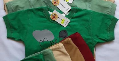 پوشاک بچه گانه