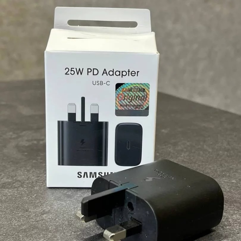 فروشگاه موبایل کوروش شارژر اورجینال