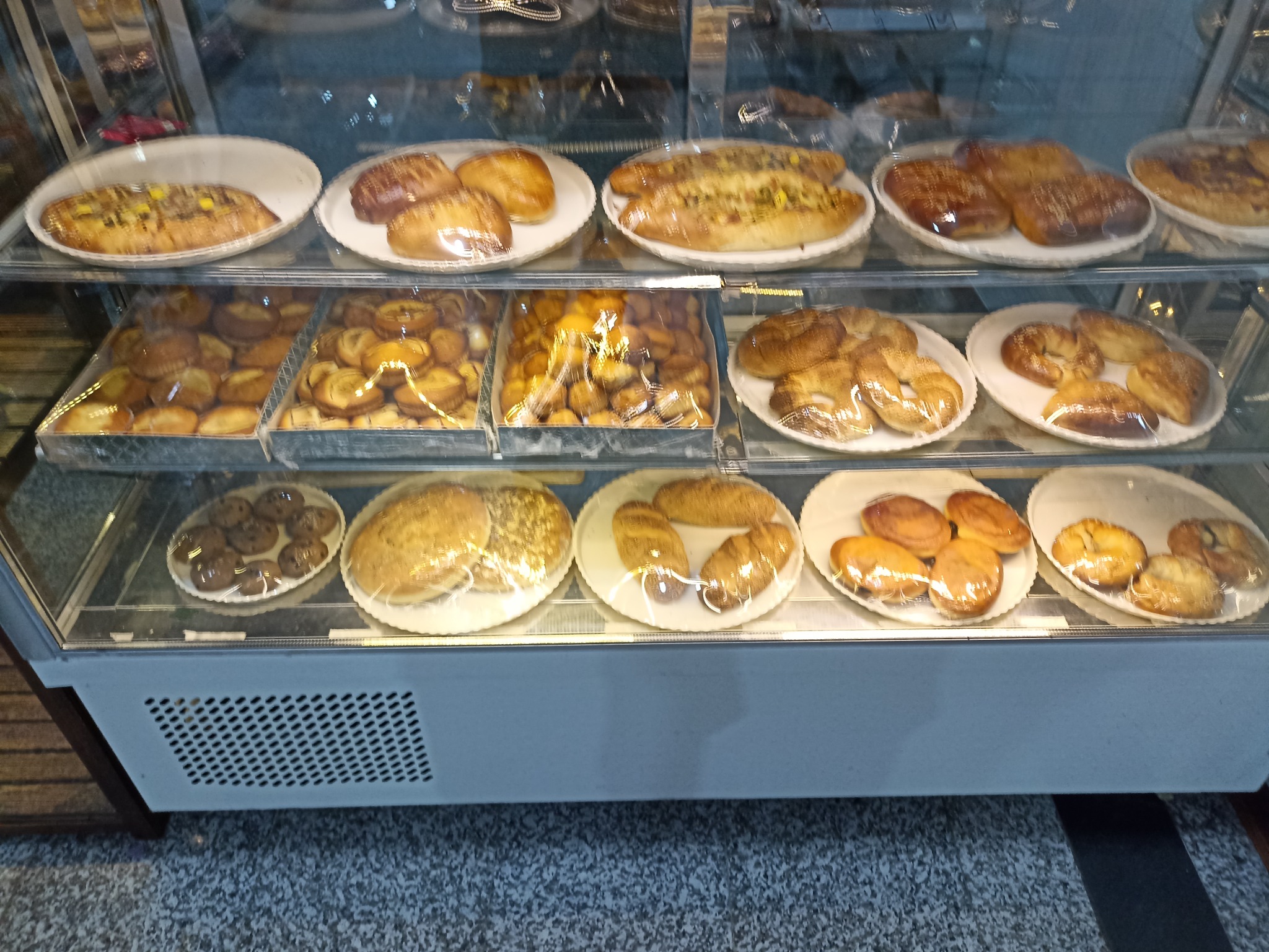 کافه نان امیر ارسلان