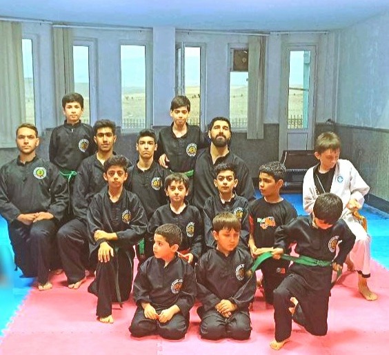آموزش دفاع شخصی  گلپور