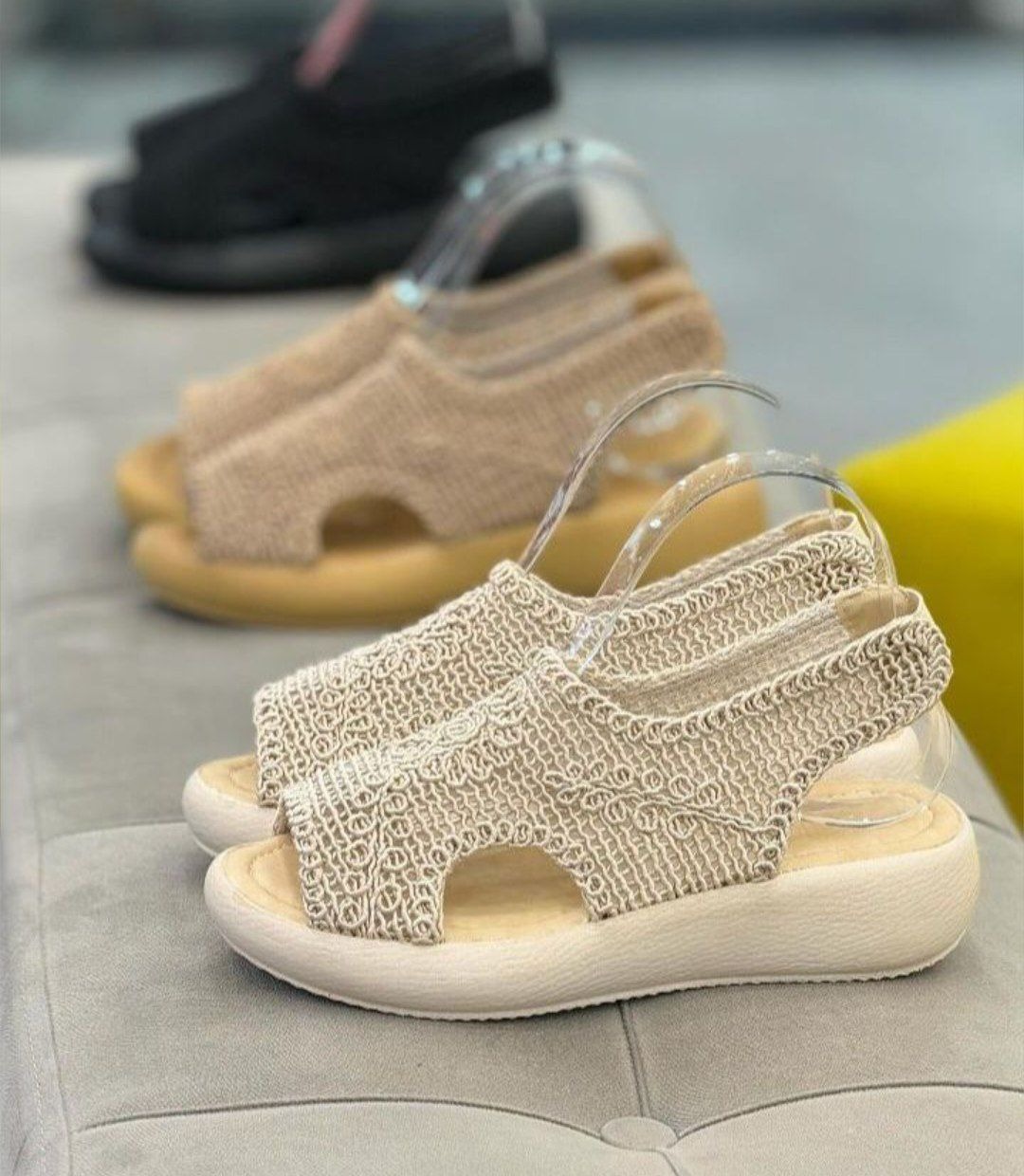 کفش و صندل روژنا