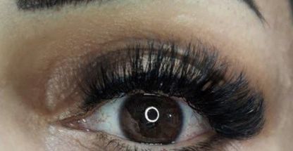 خدمات اکستنشن مژه فرشته