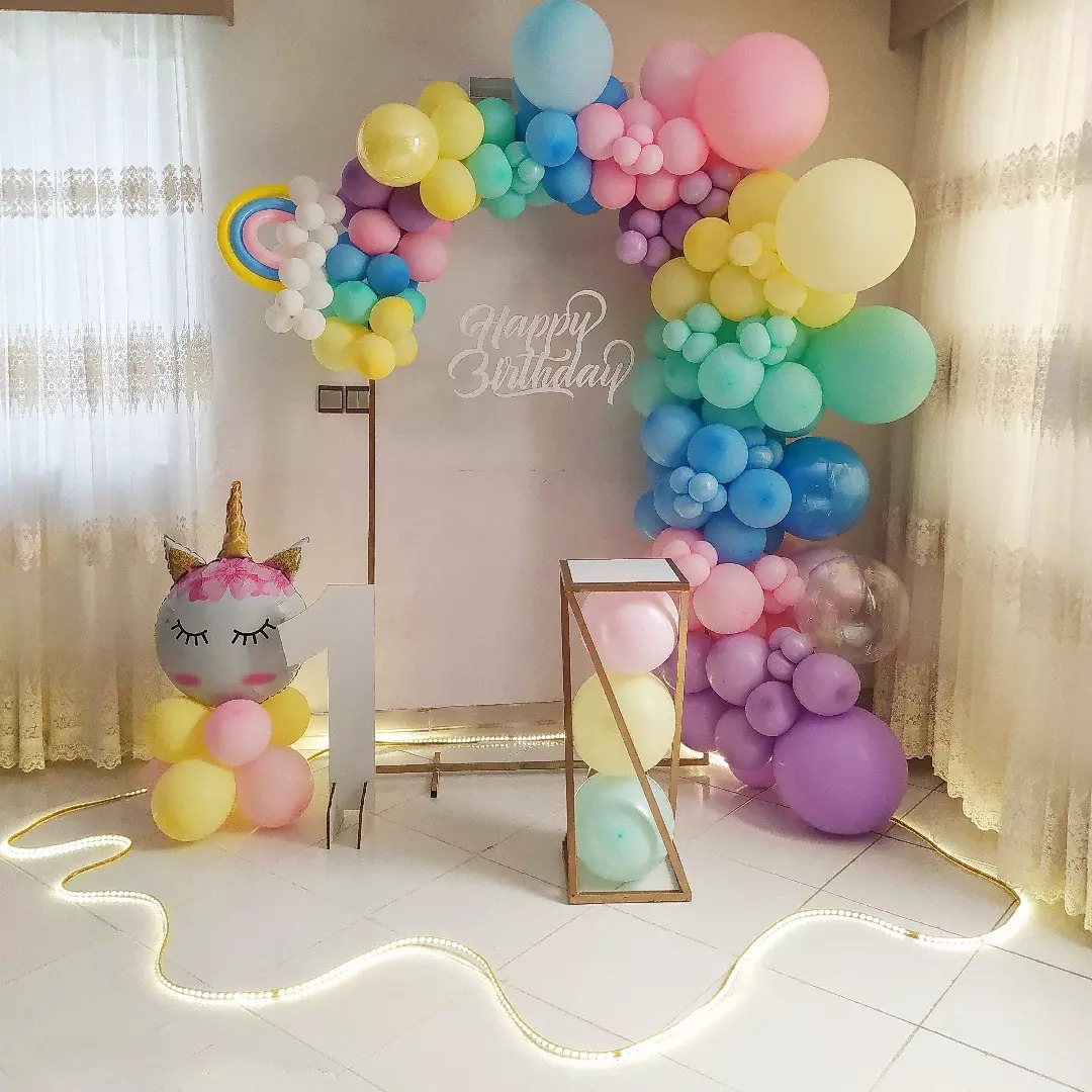 بادکنک آرایی و گل آرایی مشهد