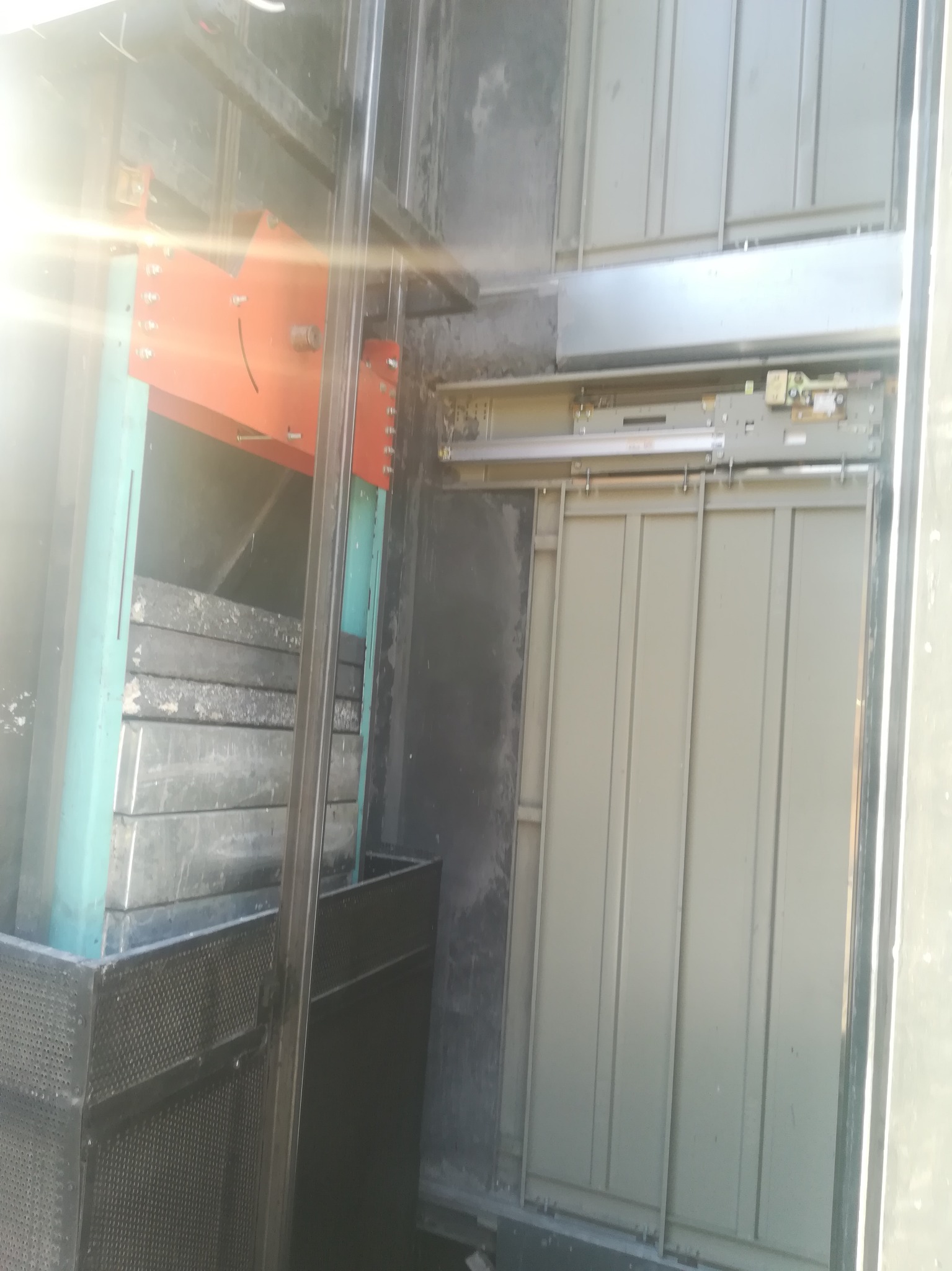 صنعت صعود بهفر