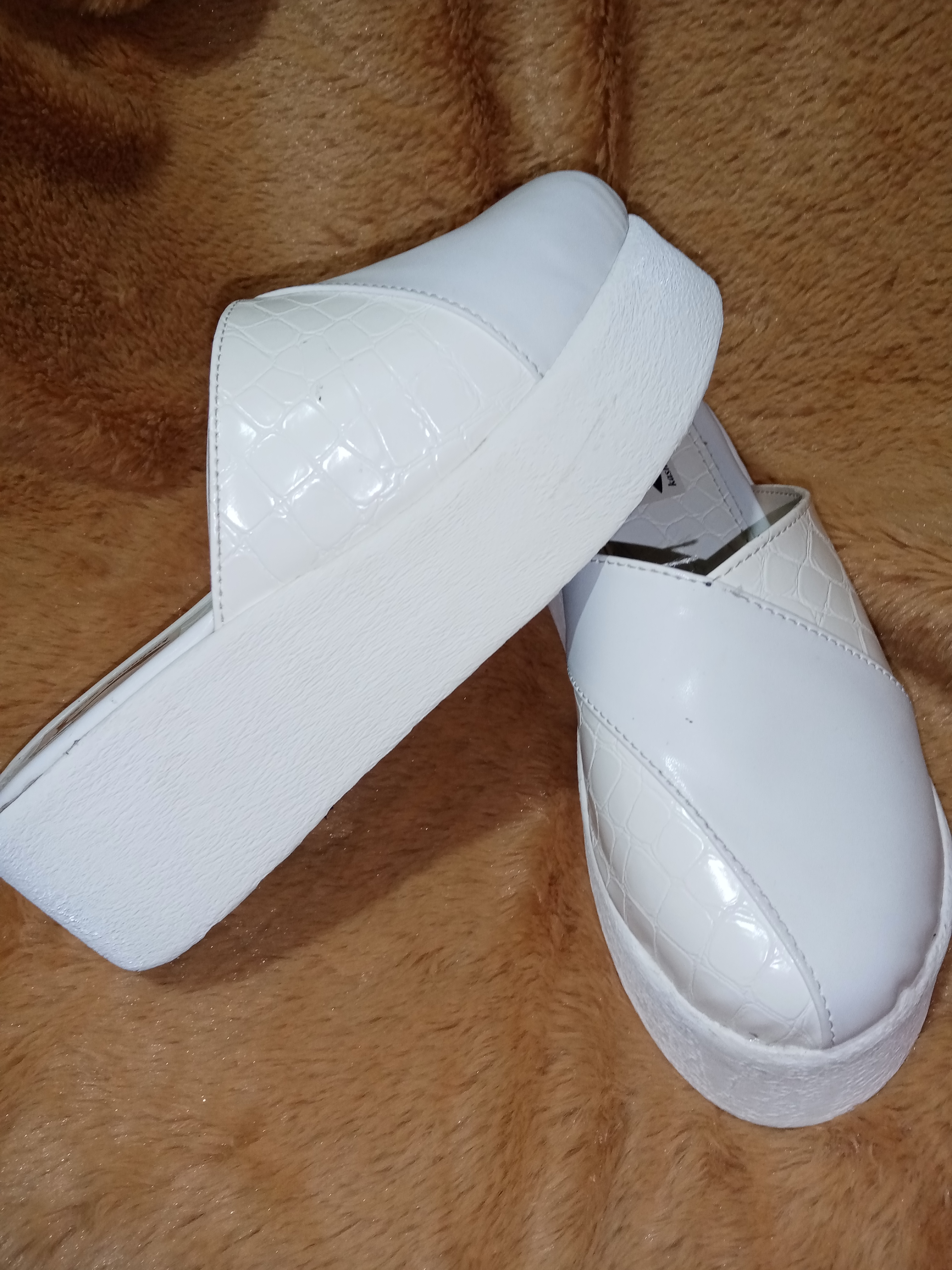 تولیدی صندل زنانه پاچیرا