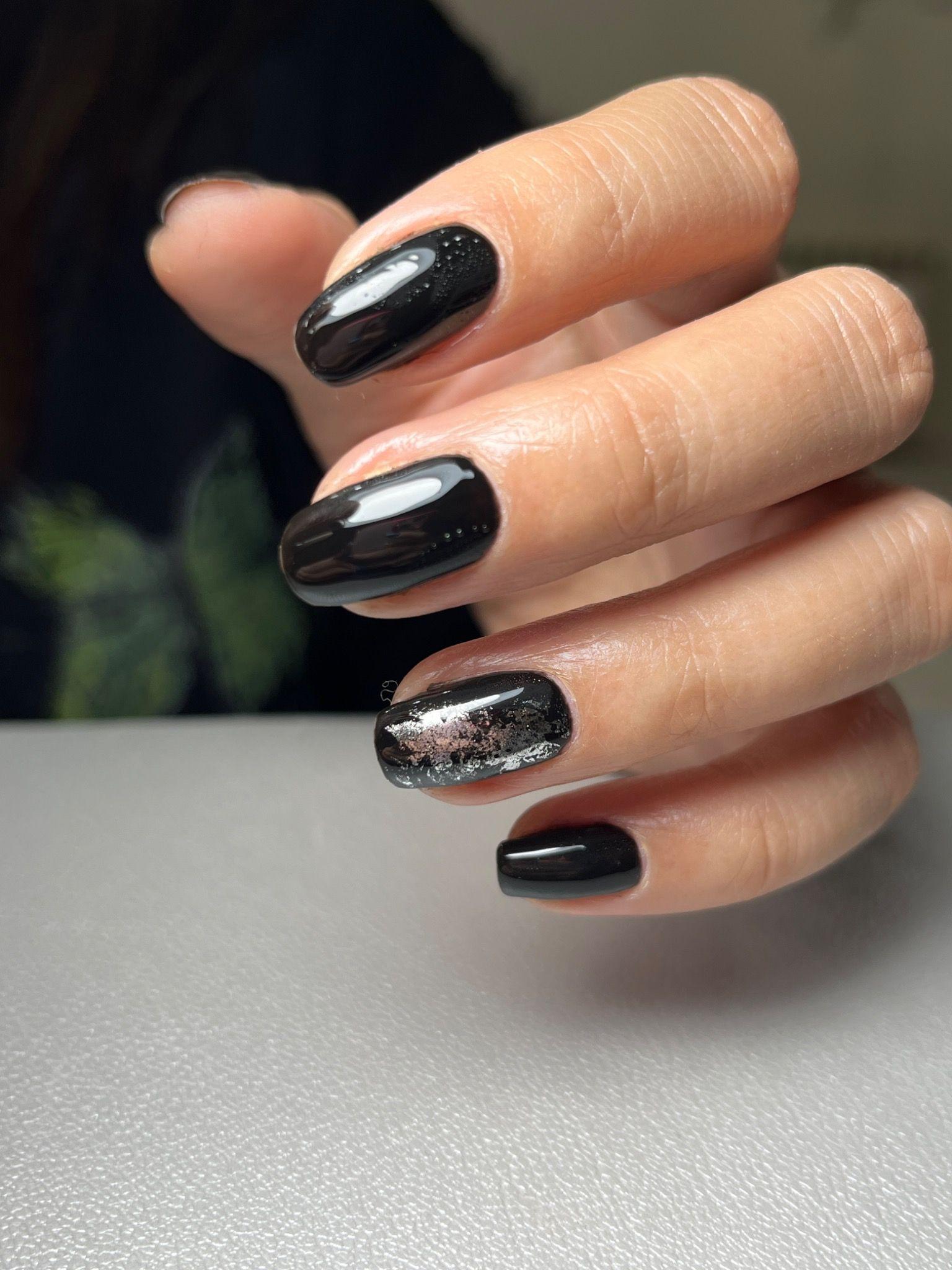 خدمات کاشت ناخن شهره