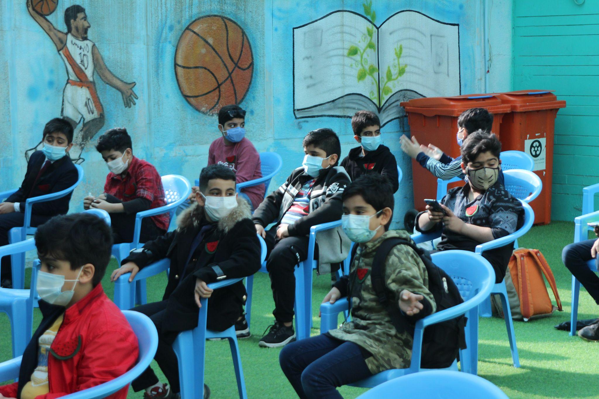 دبستان پسرانه دوزبانه لیان نوین