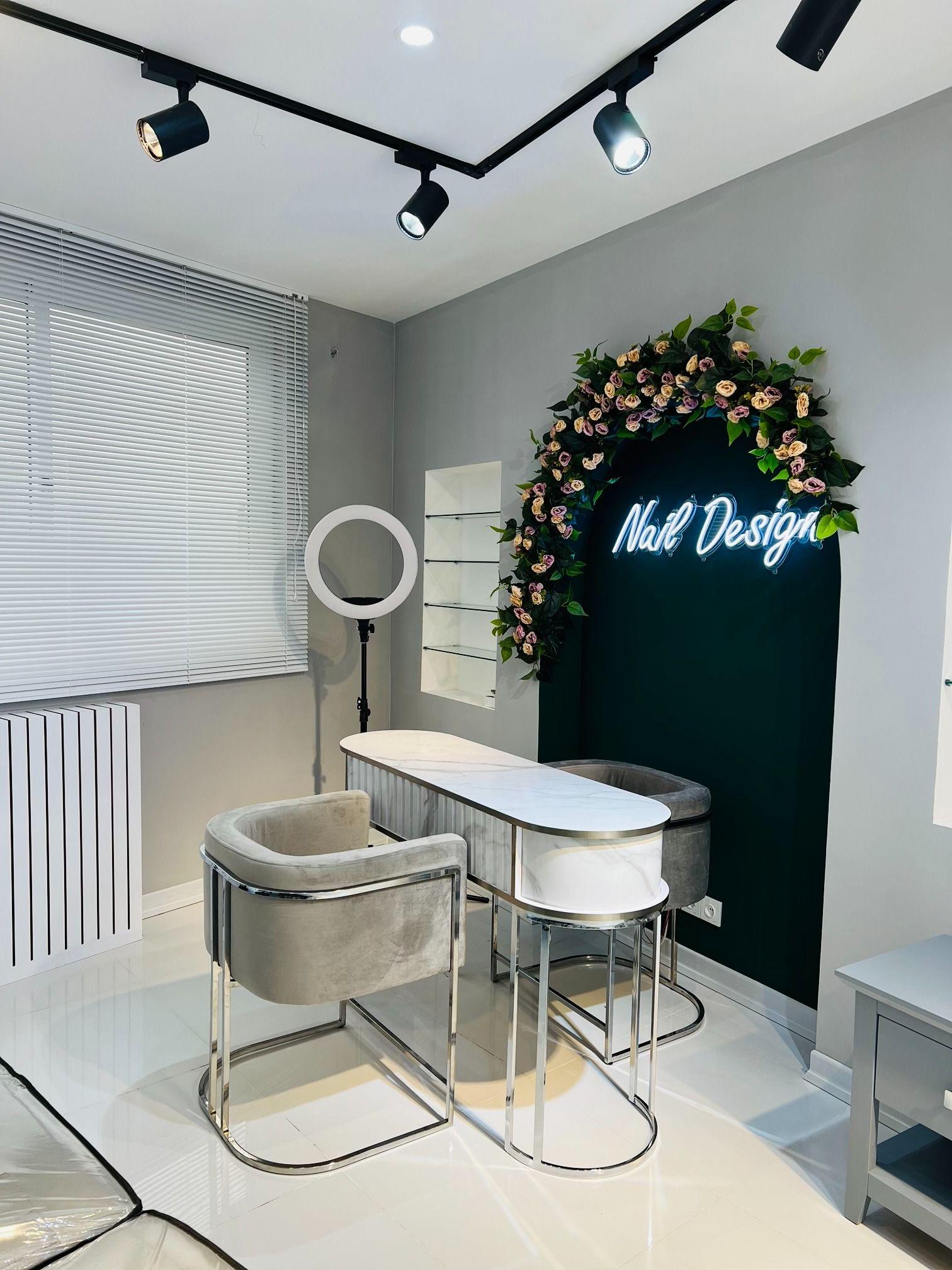 سالن زيبايي ریحانه صادقی