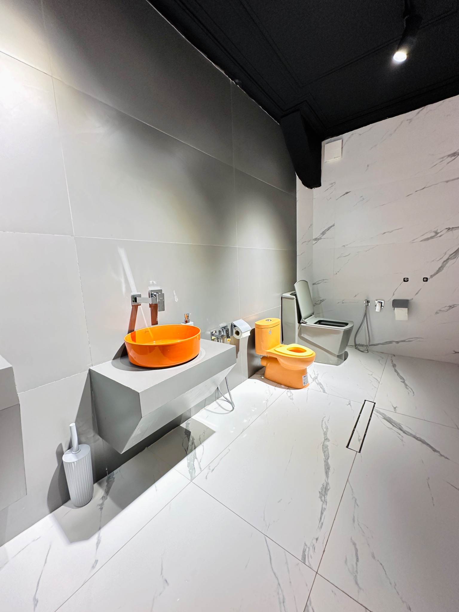 موسسه خلاقیت کاج در مرزداران