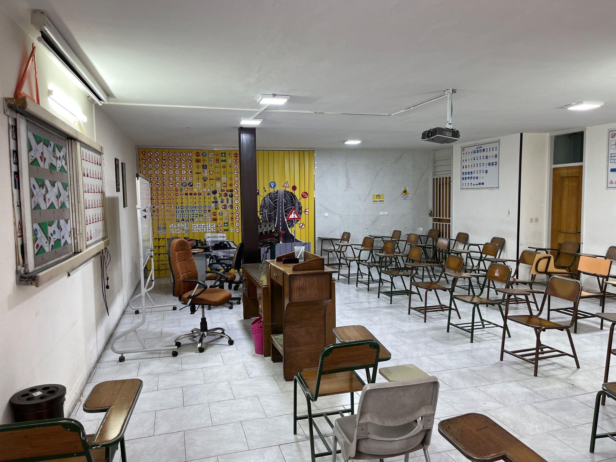 آموزشگاه رانندگی کیهان