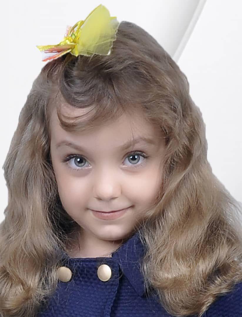 عکاسی و فیلمبرداری رزا