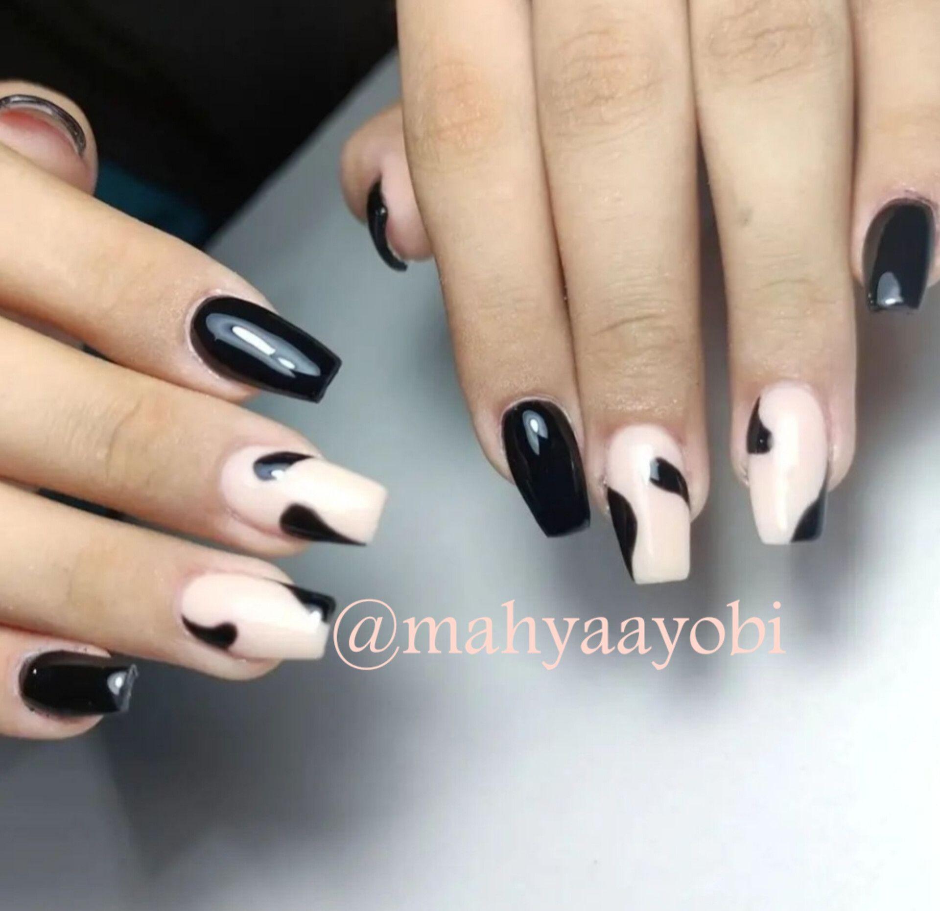 ناخن کده محیا @Mahyaaiyobi