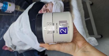 فیشیال درمانی جوش و لک و جوانسازی نگار کاوه