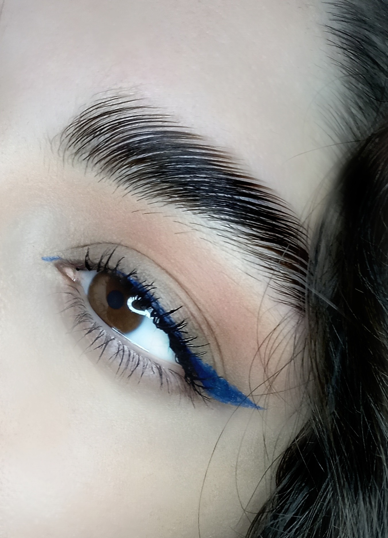 خدمات اکستنشن مژه قربانی