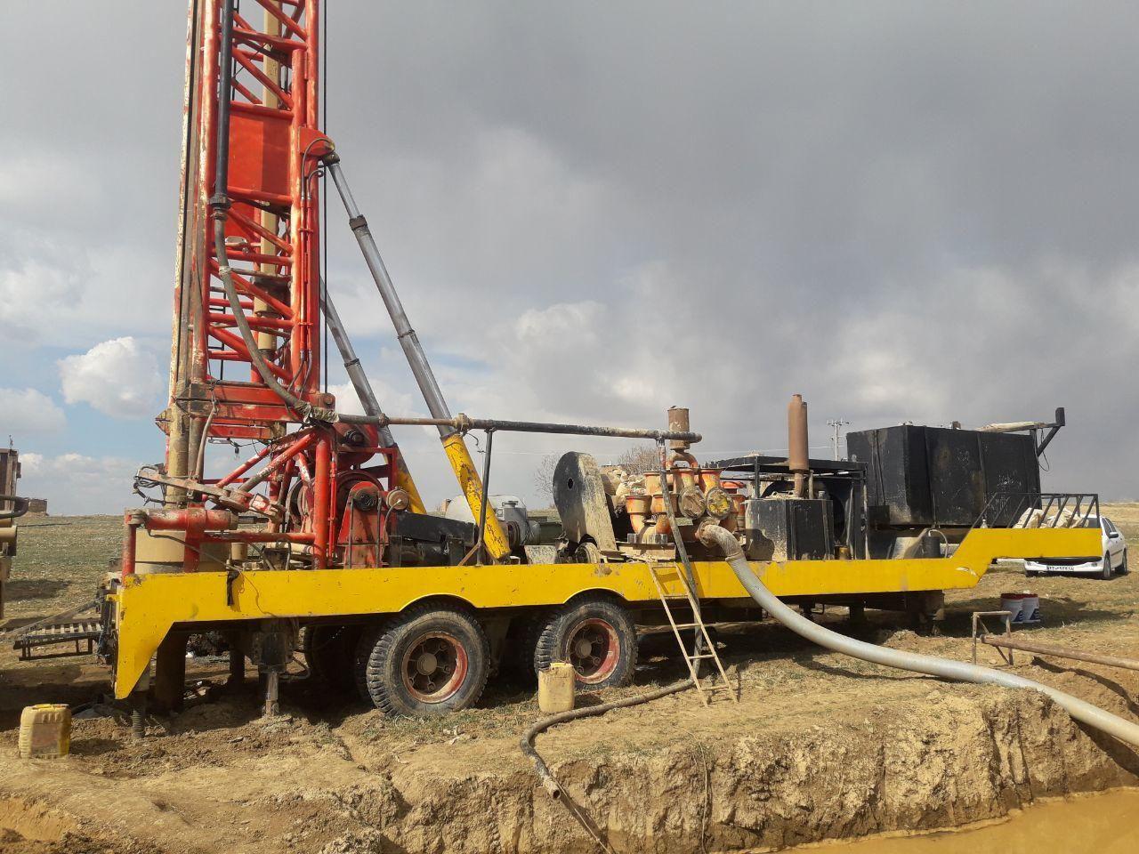 حفاری چاه آب ویسی