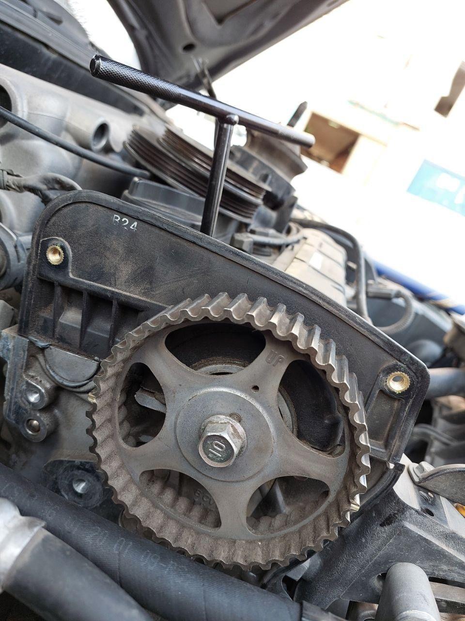 تعمیر کلیه خودروهای داخلی و خارجی با ضمانت کیفیت