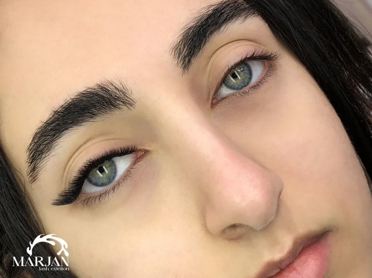 آکادمی مژه مرجانی