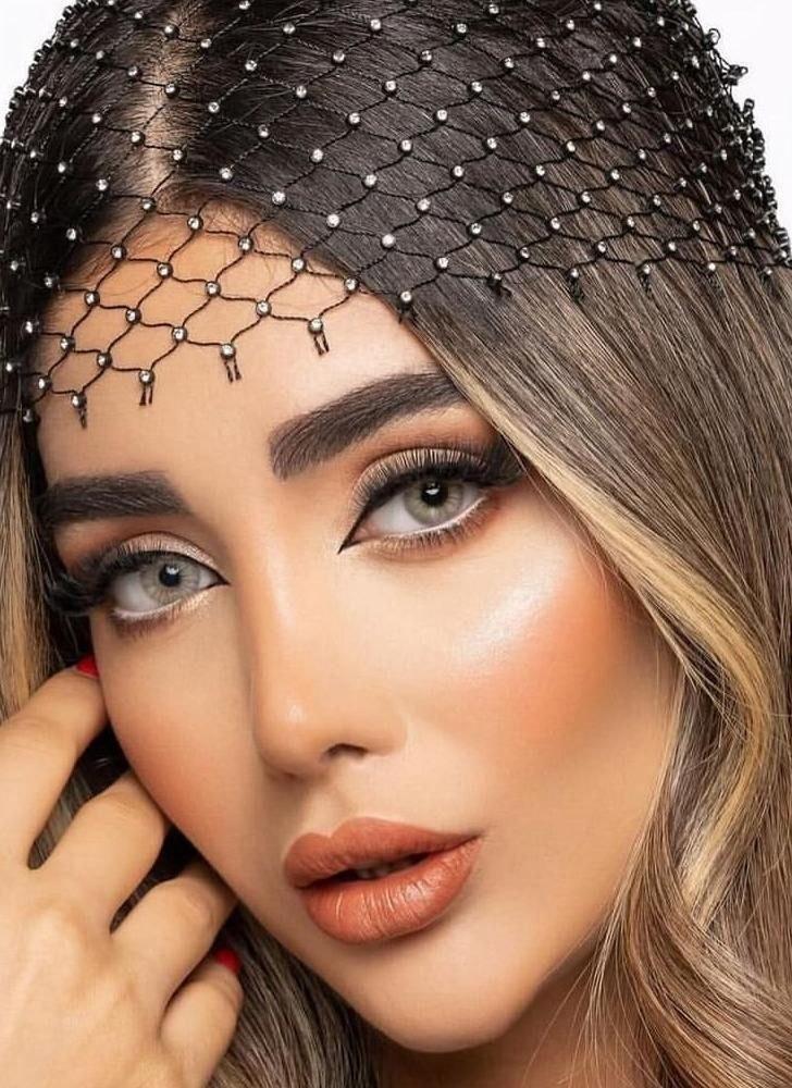 سالن زیبایی وآرایشگاه زنانه فرناز بیوتی