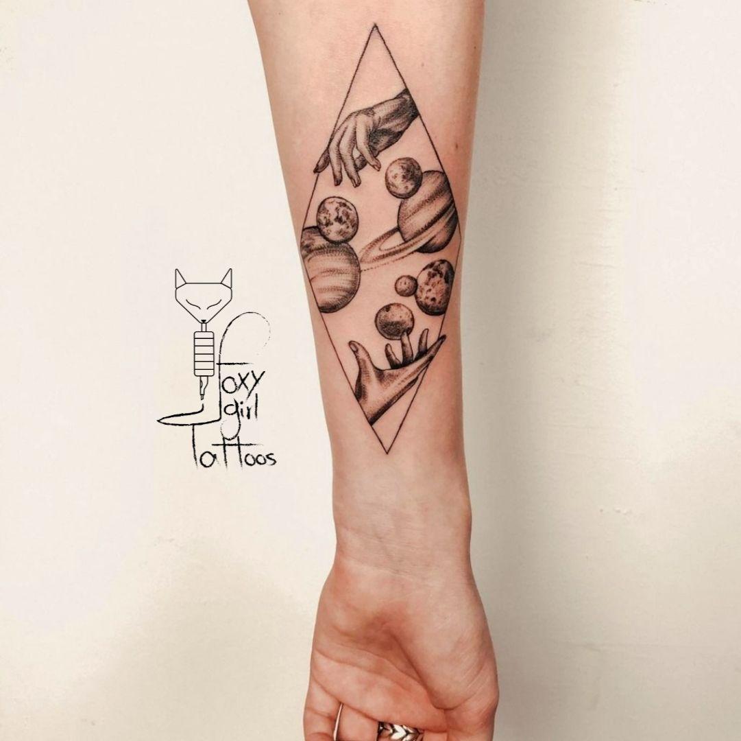 تاتو بدن foxy girl