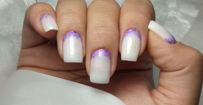 کاشت ناخن محدثه