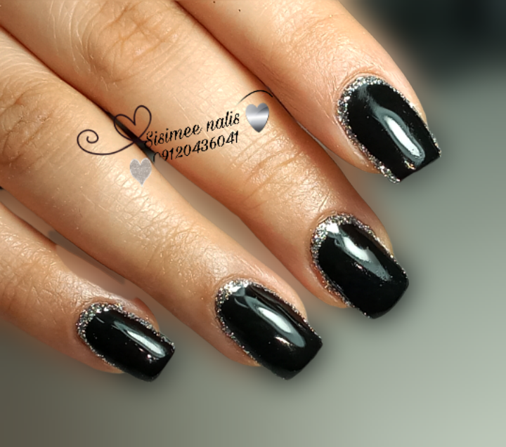 خدمات کاشت ناخن sisimee