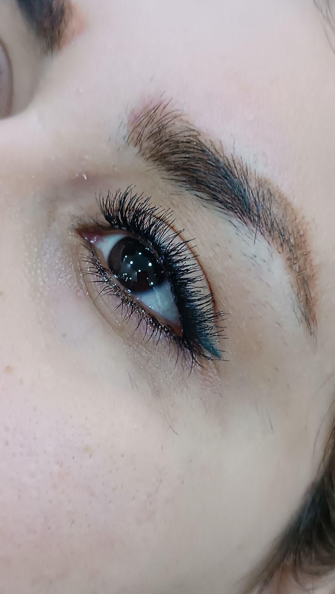 مژه کار سارا بانو