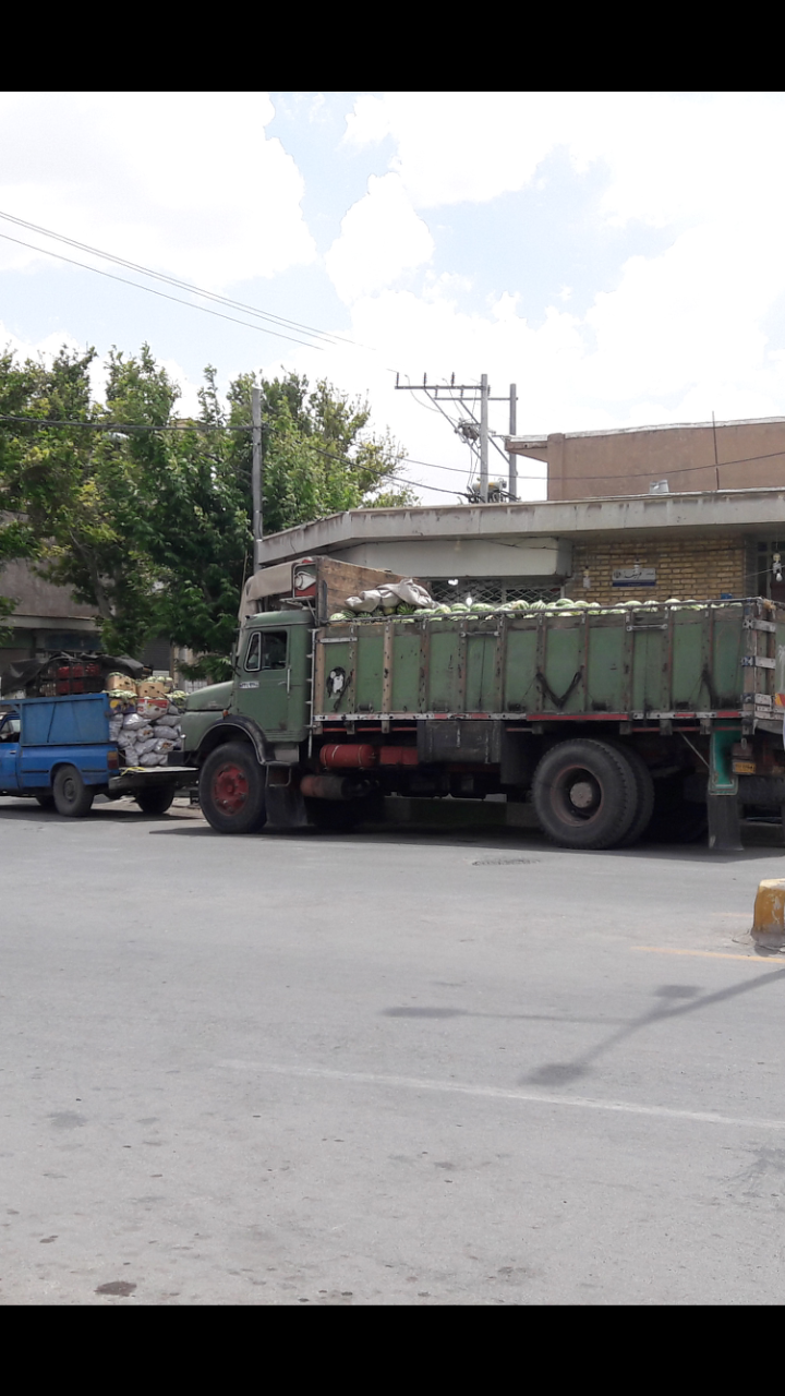 میوه سرای رسول کاظمی نجف آباد